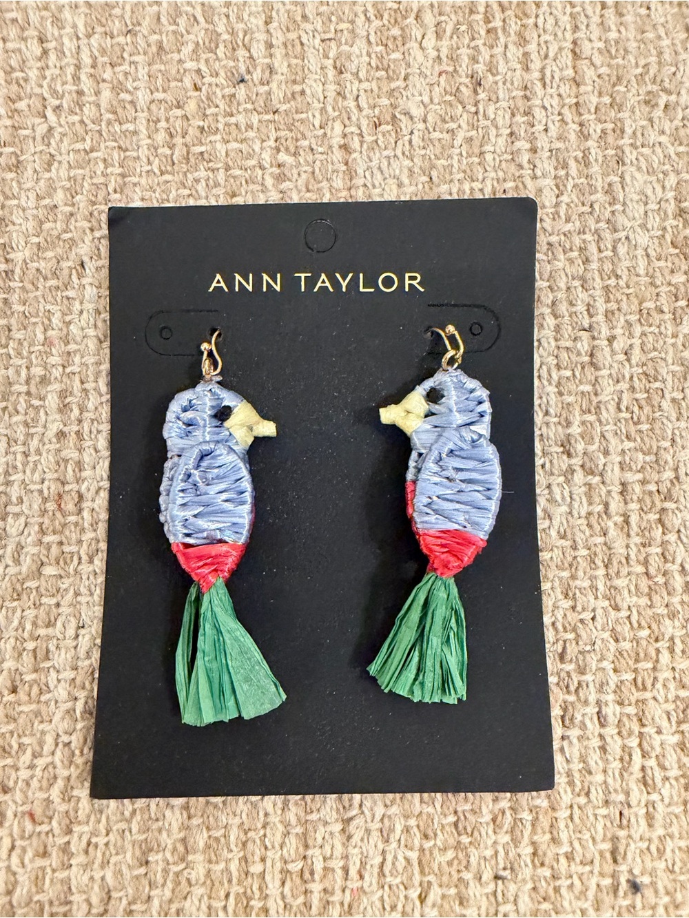 Ann Taylor NWT Parrot Straw Earrings
